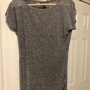 Maternity shirt comfortable gray pea in pod